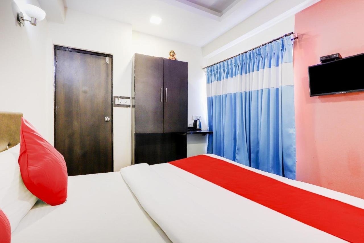 Oyo Hotel Dash Vadodara Exterior foto